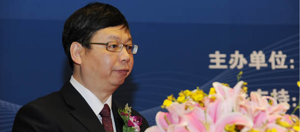 �z����?q��ng)?b��o)�����L(zh��ng)��ѩ��:����΢������չ������(w��)������(zh��)���k���Ȍ���