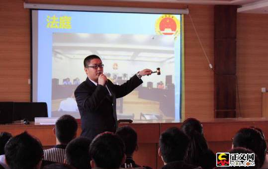 ����ƽ̶:������ǰ�ͷ��M(j��n)У�@