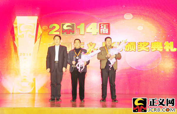 Է�������R���c�C��(ji��ng)���e��Ӱ