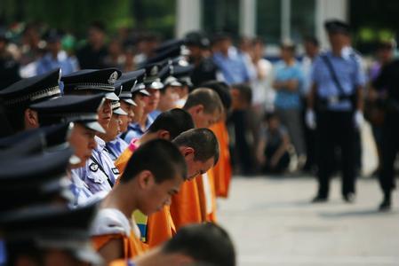 �߉������涾����