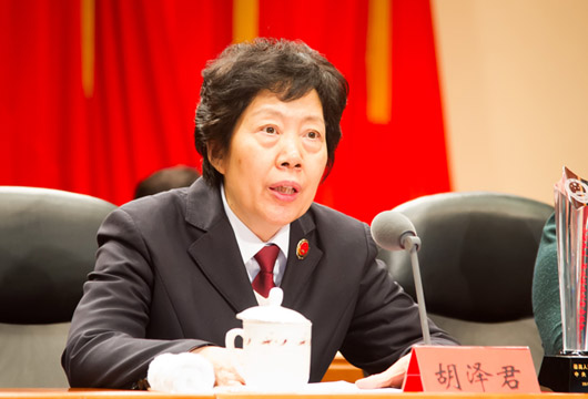 ��ߙz�h�M����ӛ������(w��)���z���L(zh��ng)���ɾ����ֱ��Ãxʽ