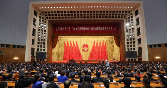 ����ȫ���ڄ�(d��ng)ģ�������M(j��n)�����ߴ��(hu��)¡���e��