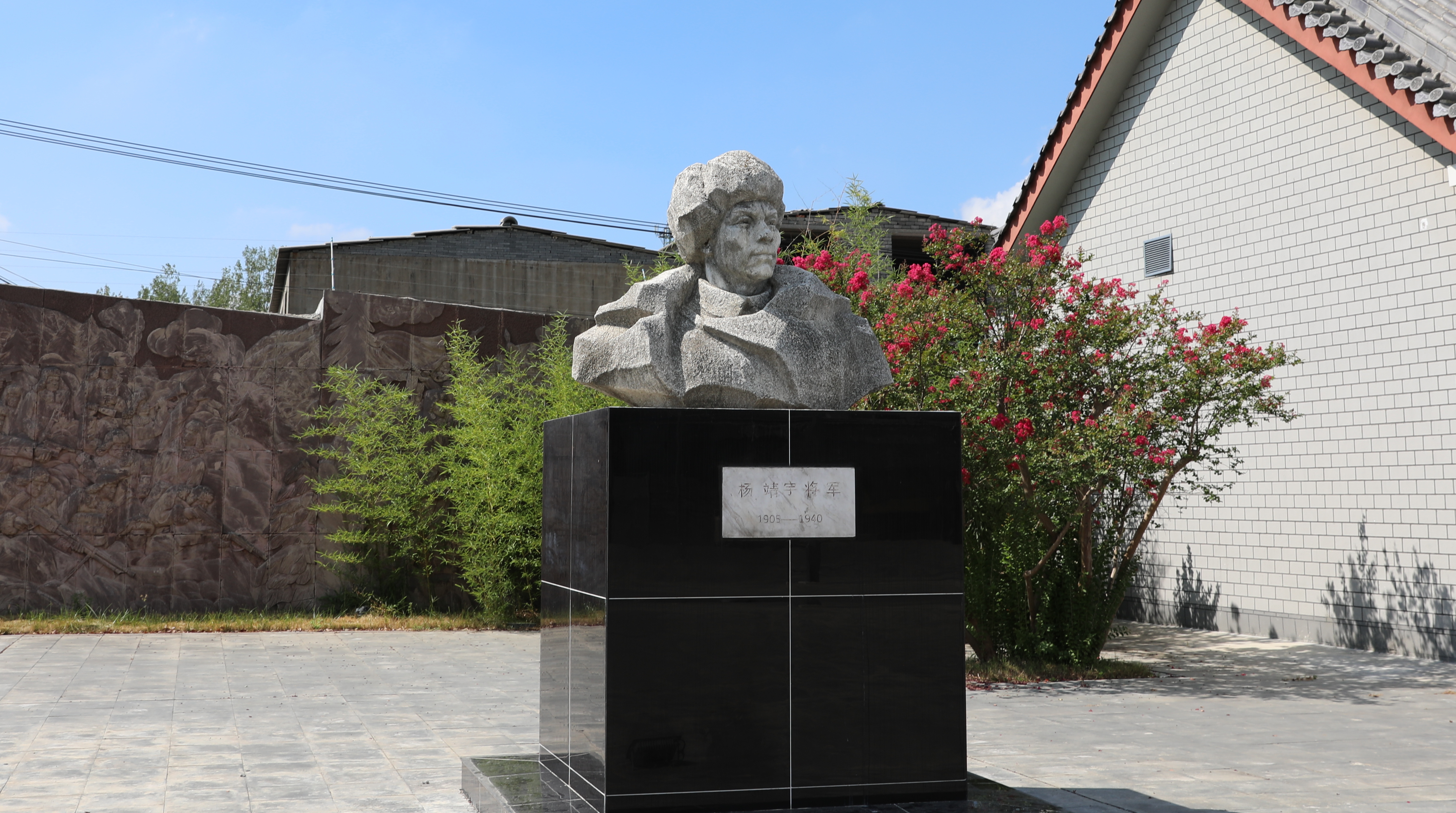 ��܊���Ӣ�۵�ӡ�E̎̎��Ҋ