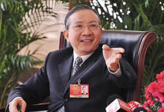 �Ϻ����˴�ί�����΄��Ƹ�