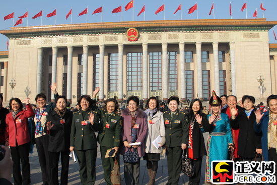 ί�T��?c��)������?hu��)�����Ӱ����